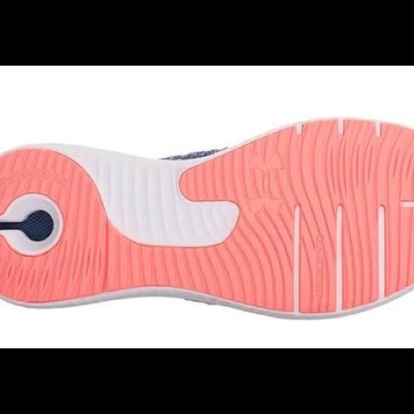 Ultra lightweight Under Armour Threadborne  athletic shoes women’s shoes 9 - Picture 10 of 11